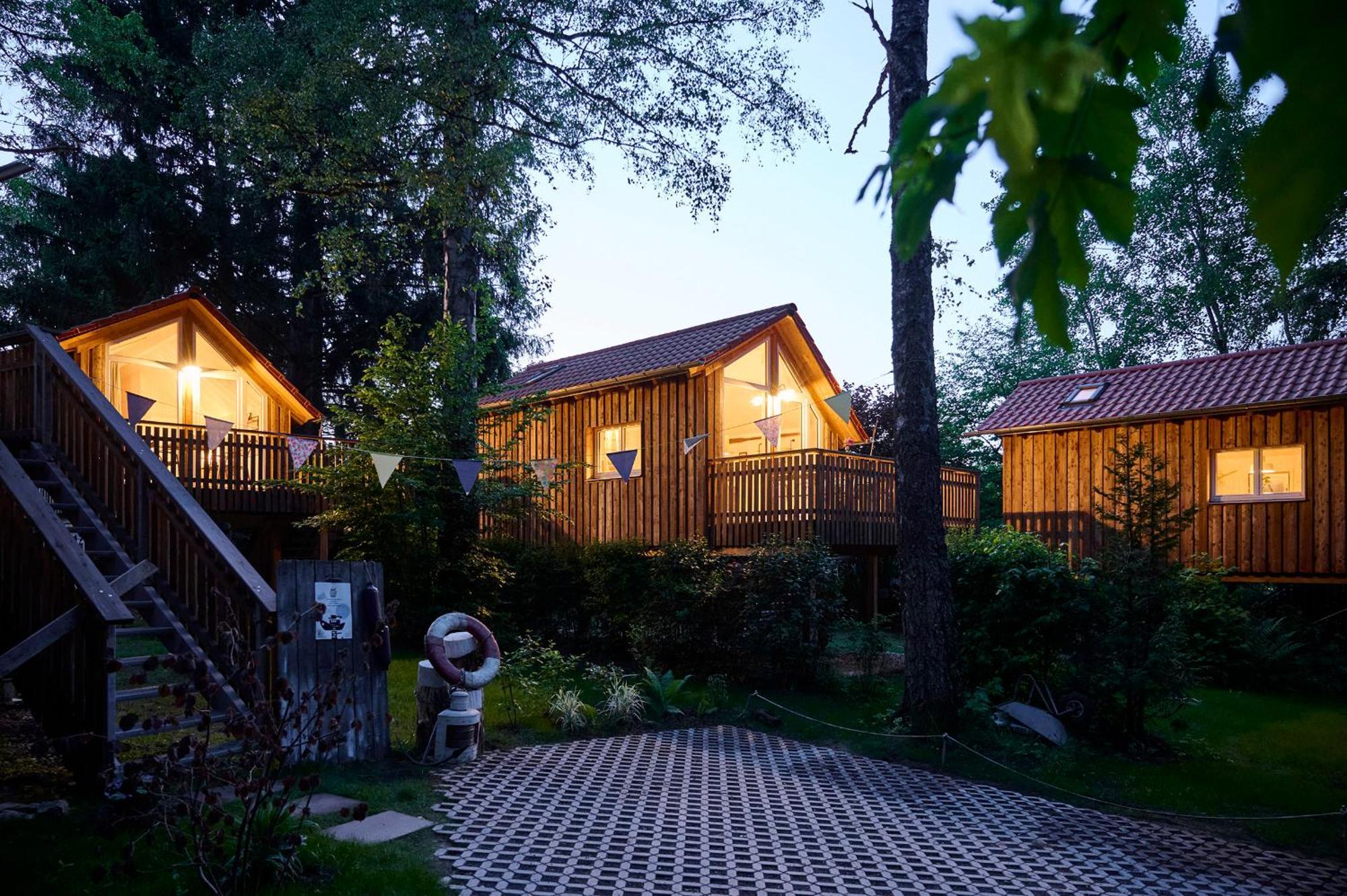 Baumschiffhotel Am Waldbad Campingplatz Bad Rodach